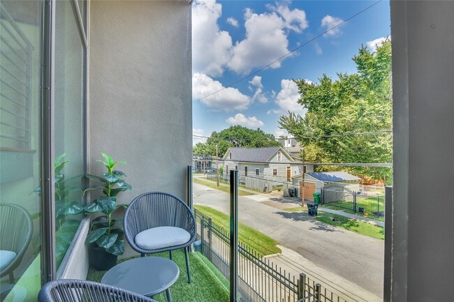 property at 1411 Hickory St