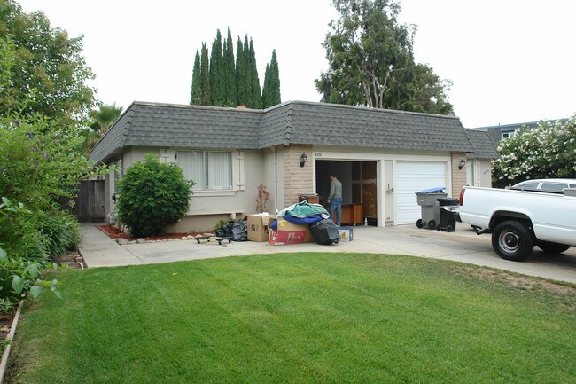 4529-4531 Wessex Dr in San Jose, CA - Foto de edificio - Building Photo
