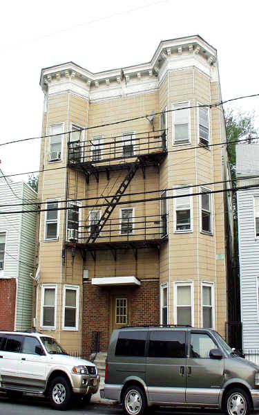 77-79 Sherman Ave in Jersey City, NJ - Building Photo - Building Photo