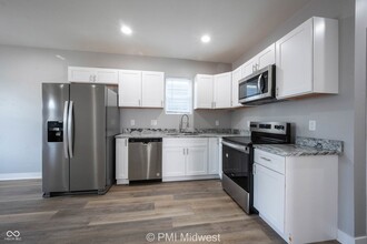 224 W 28th St in Indianapolis, IN - Building Photo - Building Photo