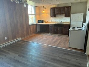 2319 S Braddock Ave in Pittsburgh, PA - Building Photo - Building Photo