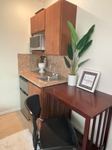 Soleil Apartments in Seattle, WA - Building Photo - Building Photo