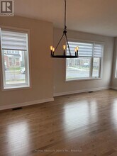 506 Oldenburg Ave in Ottawa, ON - Building Photo - Building Photo