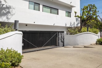 1450 Midvale in Los Angeles, CA - Building Photo - Building Photo