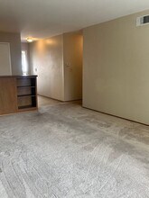 715 Caliente Ave in Livermore, CA - Building Photo - Building Photo