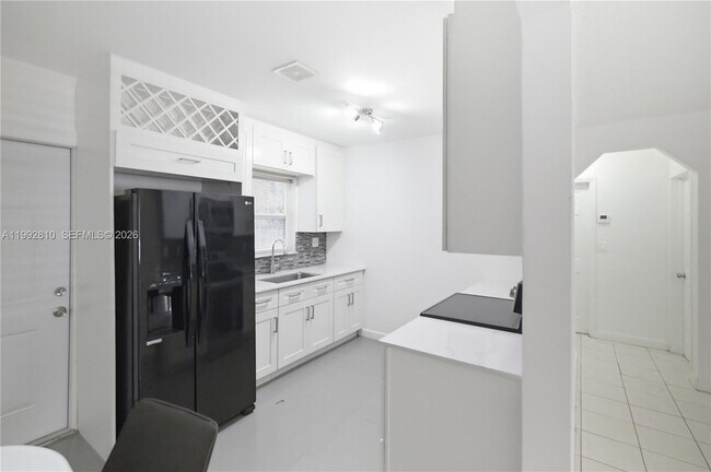 1425 NW 10th Pl in Fort Lauderdale, FL - Building Photo - Building Photo