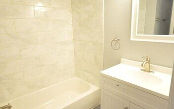 71 E Gates St, Unit 1 in Columbus, OH - Foto de edificio - Building Photo