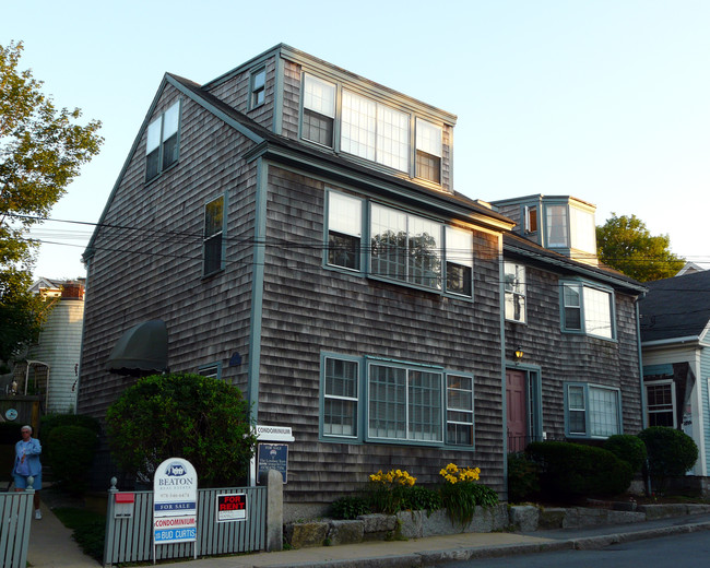 40 Main St in Rockport, MA - Building Photo - Building Photo