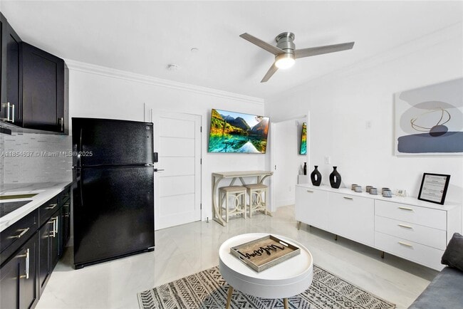 91865 Overseas Hwy in Tavernier, FL - Building Photo - Building Photo