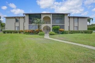 4991 Sable Pine Cir in West Palm Beach, FL - Building Photo