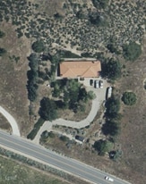 8265 Elizabeth Lake Rd in Leona Valley, CA - Building Photo