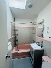1830 Parkview Ave in Bronx, NY - Foto de edificio - Building Photo