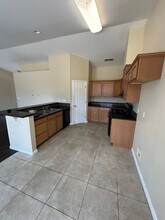 2751 Florence Ave in Sanger, CA - Building Photo - Building Photo