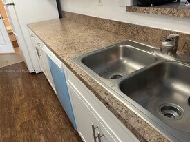 11601 SW 2nd St in Pembroke Pines, FL - Building Photo