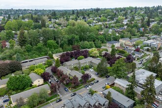 Laurel Crest in Seattle, WA - Building Photo - Building Photo