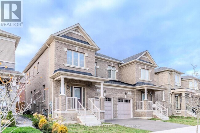 83 Great Fls Blvd in Hamilton, ON - Building Photo - Building Photo