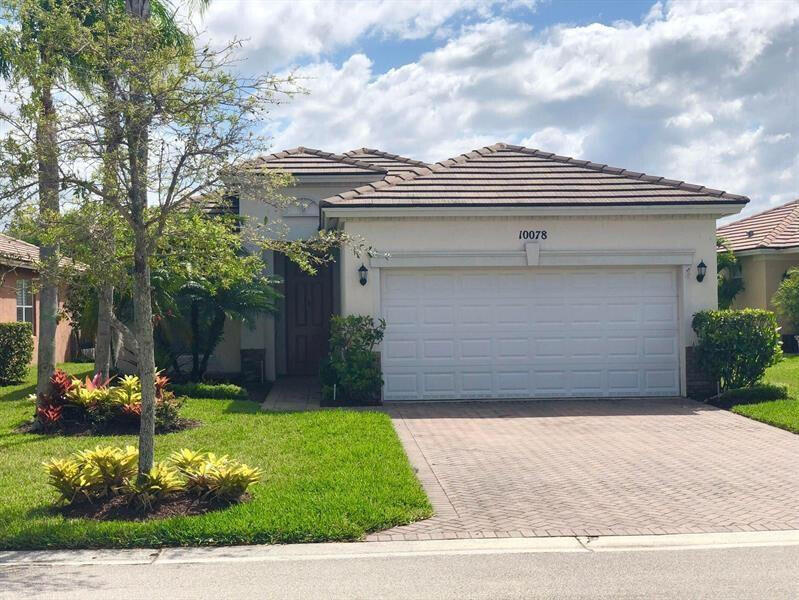 10078 SW Chadwick Dr in Port St. Lucie, FL - Building Photo