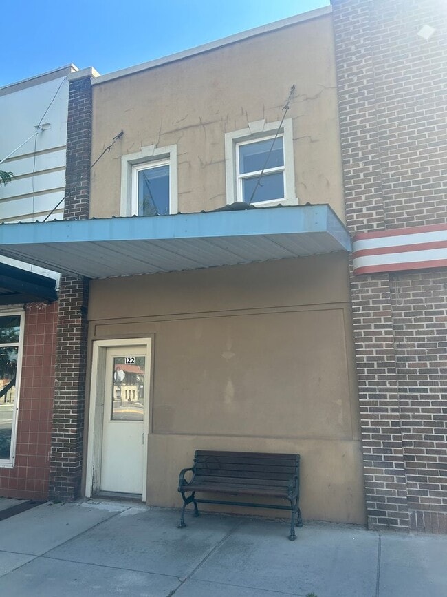 122 N 2nd St in Hamilton, MT - Building Photo - Building Photo