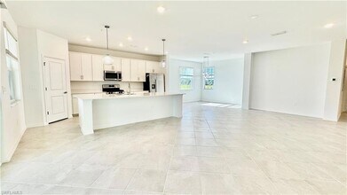 43250 Water Bird Wy, Unit 5922 in Punta Gorda, FL - Foto de edificio - Building Photo