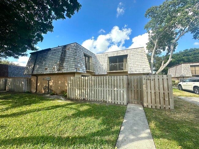 property at 282 Arabian Rd