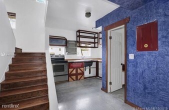 1614 Jefferson Ave in Miami Beach, FL - Building Photo - Building Photo