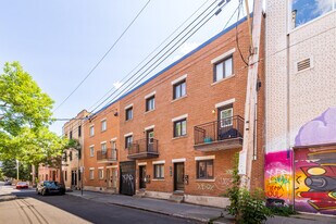 3852-3860 Saint-Dominique rue in Montréal, QC - Building Photo