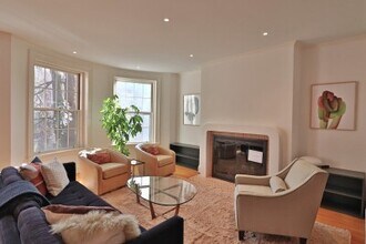 141 Beaconsfield Rd, Unit 3 in Brookline, MA - Foto de edificio - Building Photo