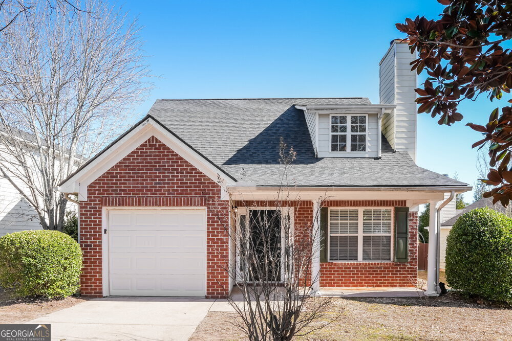 210 Lakeview Trail in Covington, GA - Building Photo