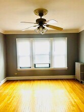 7601 S Prairie Ave in Chicago, IL - Foto de edificio - Building Photo