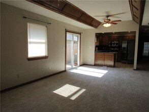 936 W Tesio Way in Mustang, OK - Building Photo - Building Photo