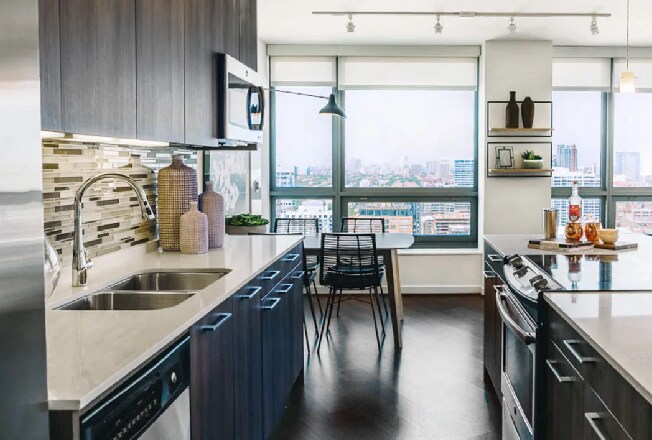 351 W Hubbard St-Unit -808 in Chicago, IL - Building Photo