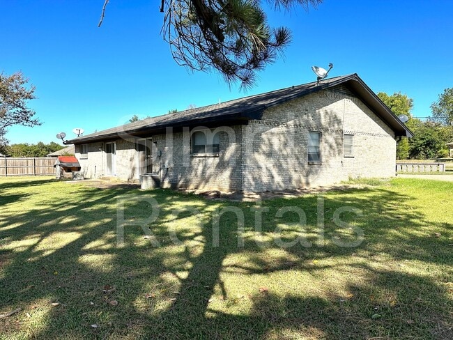 property at 706 Manson St