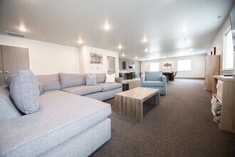 Irving Center Apartments in Sioux Falls, SD - Building Photo - Building Photo