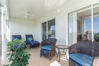 980 Huron Ct in Marco Island, FL - Foto de edificio - Building Photo