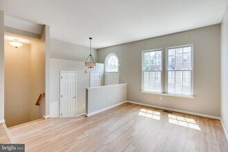 2502 Polly Jefferson Way in Herndon, VA - Building Photo - Building Photo