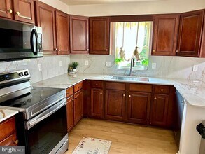 358 Stonehedge Ln in Mechanicsburg, PA - Building Photo - Building Photo