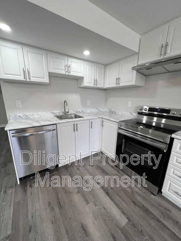 property at 80 Woolacott Ln