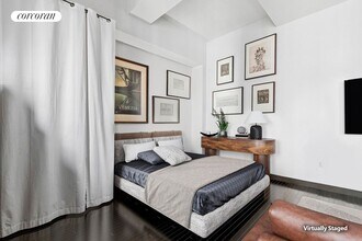 18-20 Pine St in New York, NY - Foto de edificio - Building Photo