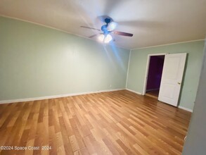 317 Pineda St in Cocoa, FL - Foto de edificio - Building Photo