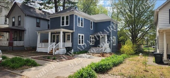 property at 521 Ottawa St