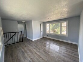 612 Idaho St, Unit # 612 in Wenatchee, WA - Building Photo