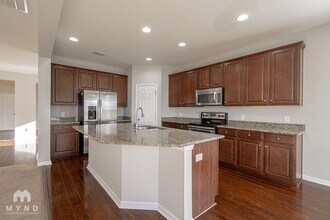 407 Forest Hills Rd in Summerville, SC - Foto de edificio - Building Photo