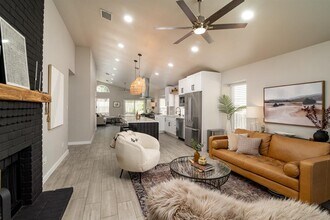 1407 Elm Brook Dr in Austin, TX - Building Photo - Building Photo