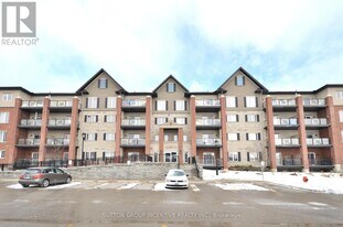 5 Greenwich St in Barrie, ON - Building Photo