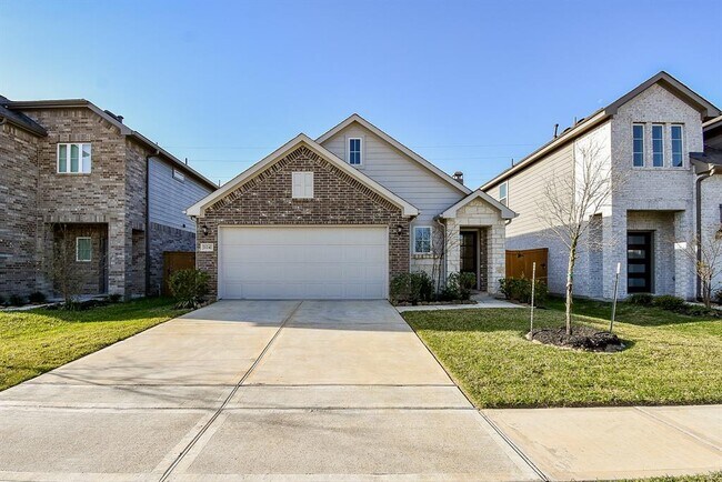 property at 21247 Catalina Palm Dr