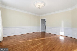 18136 Hayloft Dr in Derwood, MD - Building Photo - Building Photo