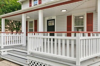 1525 Burr Oak Rd in Homewood, IL - Building Photo - Building Photo