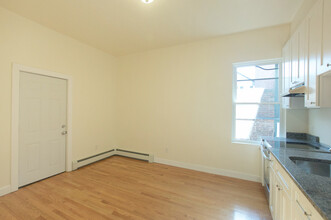 505 E Broadway, Unit 3 in Boston, MA - Building Photo - Building Photo