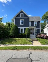 37 Burnham St in Belmont, MA - Building Photo