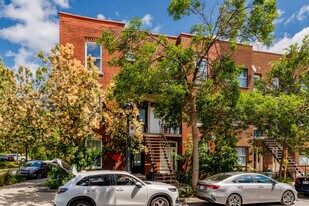 975 Agnès Rue in Montréal, QC - Building Photo